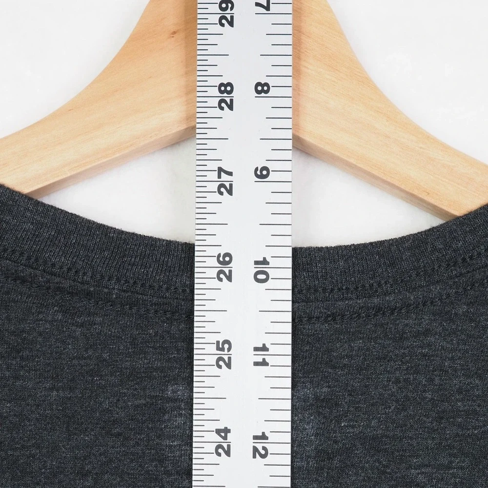 Design By‎ Humans Mens Graphic Tee Medium Geometric Spiral Gray Minimalist